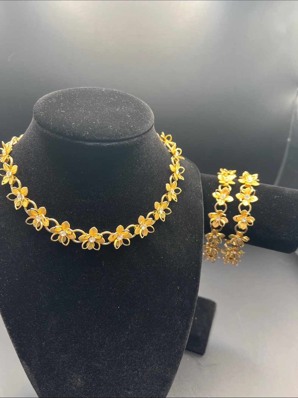 Gold Floral Necklace and Bracelet Set for Women